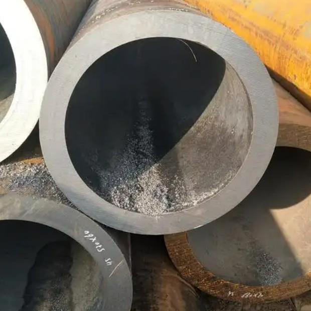 山東大口徑無(wú)縫鋼管直銷商